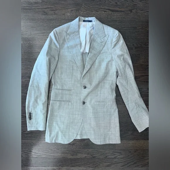 Men's Gray 100% wool SuitSupply suit